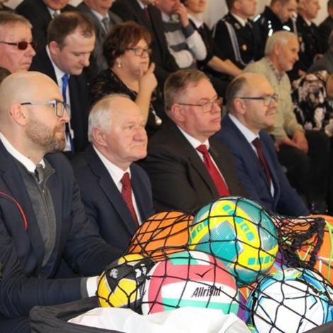 Zdjęcie z galerii Otwarcie Hali Sportowej w Łeknie - 1.02.2018