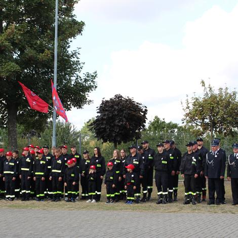 Zdjęcie z galerii Jubileusz 100-lecia OSP w Łeknie i wręczenie nowego sztandaru