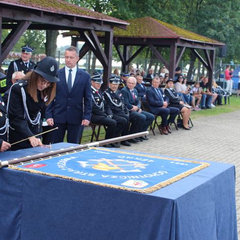 Zdjęcie z galerii Jubileusz 100-lecia OSP w Łeknie i wręczenie nowego sztandaru