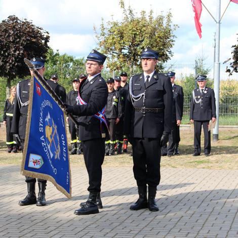 Zdjęcie z galerii Jubileusz 100-lecia OSP w Łeknie i wręczenie nowego sztandaru