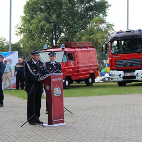 Zdjęcie z galerii Jubileusz 100-lecia OSP w Łeknie i wręczenie nowego sztandaru