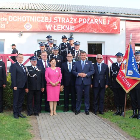 Zdjęcie z galerii Jubileusz 100-lecia OSP w Łeknie i wręczenie nowego sztandaru
