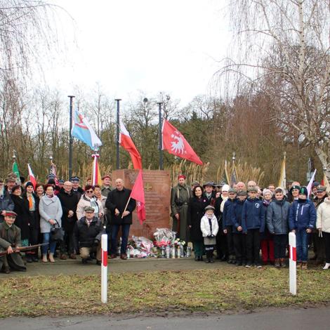 Zdjęcie z galerii XI SPOTKANIE RODZIN POWSTAŃCÓW WIELKOPOLSKICH W POTULICACH