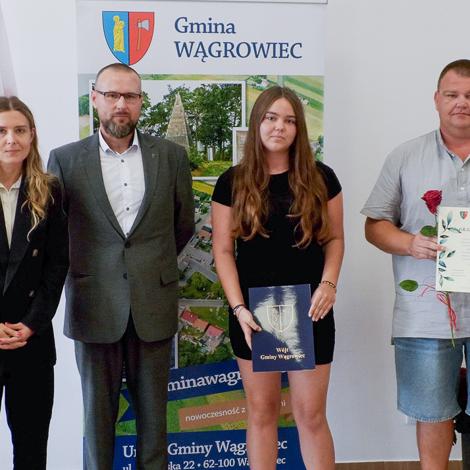 Zdjęcie z galerii Gala Edukacyjna podsumowująca rok szkolny 2023/2024