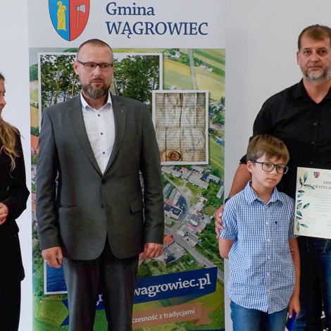 Zdjęcie z galerii Gala Edukacyjna podsumowująca rok szkolny 2023/2024