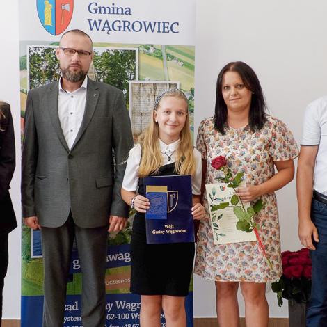 Zdjęcie z galerii Gala Edukacyjna podsumowująca rok szkolny 2023/2024