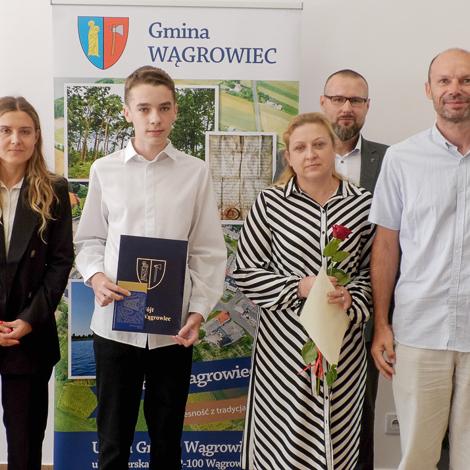 Zdjęcie z galerii Gala Edukacyjna podsumowująca rok szkolny 2023/2024