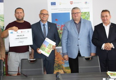 umowa (link otworzy duże zdjęcie)