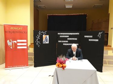poezja (link otworzy duże zdjęcie)
