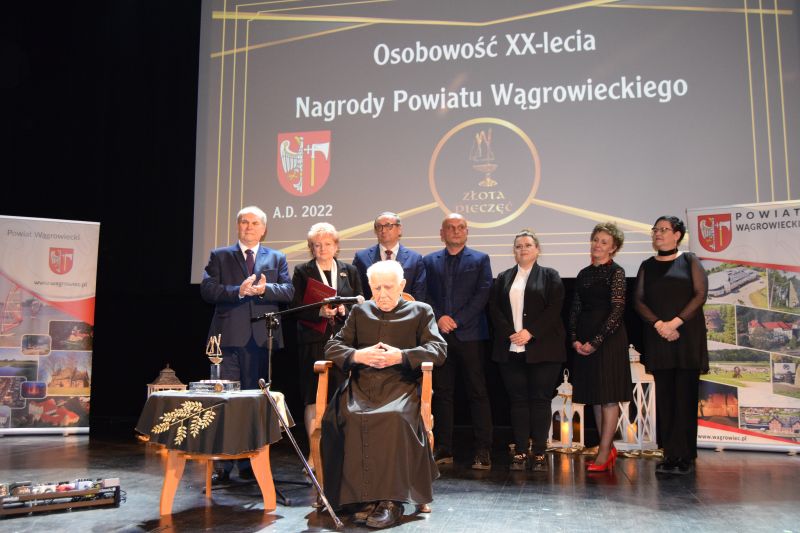 gala (link otworzy duże zdjęcie)