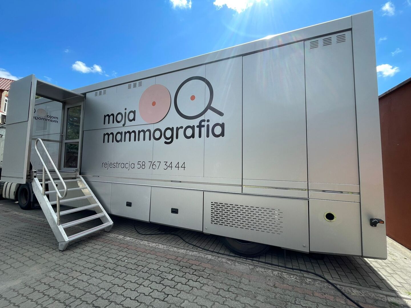 mammografia (link otworzy duże zdjęcie)