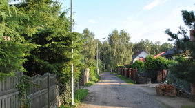 Ulica z wybudowanym oświetleniem