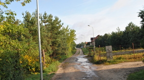 Ulica z wybudowanym oświetleniem