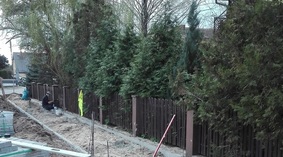 widok chodnika podczas budowy