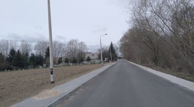 budowa chodnika przy drodze gminnej oraz nawierzchni