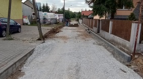 Wbudowanie oporników i podbudowy w ul. Mickiewicza.