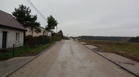 Końcowe profilowanie wbudowanej podbudowy na odcinku od km 0+000 do km 0+692.