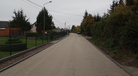 Końcowe profilowanie wbudowanej podbudowy na odcinku od km 0+000 do km 0+692.