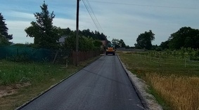 Wykonanie nawierzchni bitumicznej.