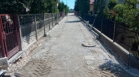Profilowanie podbudowy. Regulacja włazów.