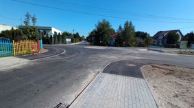 Wykonanie nawierzchni asfaltowej ścieżki rowerowej w okolicy ronda w m. Stawki