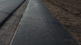 Zakończono budowę ścieżki rowerowej na odcinku Ostrowąs-Zazdromin.