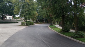 Wykonanie nawierzchni bitumicznej - warstwy wiążącej i ścieralnej na kolejnym odcinku drogi od km 0+
