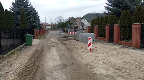 Montaż studni kanalizacji deszczowej.