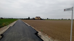 Wykonanie nawierzchni bitumicznej - warstwy ścieranej.