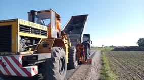 Wbudowanie poboczy z kruszywa łamanego.