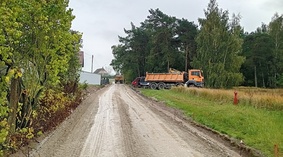 Wbudowanie podbudowy z kruszywa.