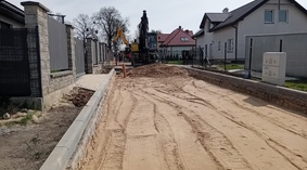 Wykonanie warstwy odsączającej na odcinku od km 0+000 do km 0+200
