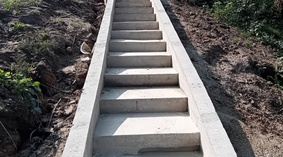 Remont schodów betonowych.