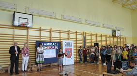 Wręczenie nagród szkoła w Stawkach