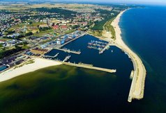 Władysławowo z lotu ptaka, widok na port.