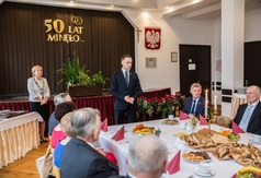 Obchody Złotych, Diamentowych i Żelaznych Godów w sali 103 Urzędu Miejskiego we Władysławowie