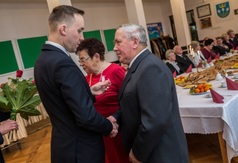Obchody Złotych, Diamentowych i Żelaznych Godów w sali 103 Urzędu Miejskiego we Władysławowie