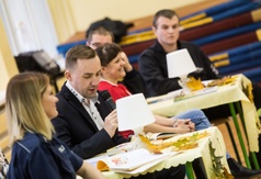 Akcja Dorośli czytają dzieciom w SP2 we Władysławowie