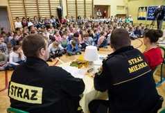 Akcja Dorośli czytają dzieciom w SP2 we Władysławowie