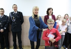 Wojtek został wyróżniony podczas uroczystego apelu (fot. SP 3 Władysławowo)