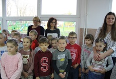 Wojtek został wyróżniony podczas uroczystego apelu (fot. SP 3 Władysławowo)