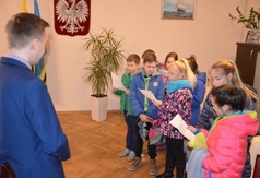 Wizyta podopiecznych Dziennego Ośrodka Pobytu dla Dzieci we Władysławowie u Burmistrza