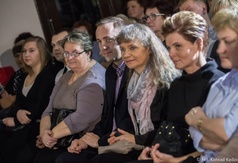 Magiczny Paryż zagościł we władysławowskim Ratuszu