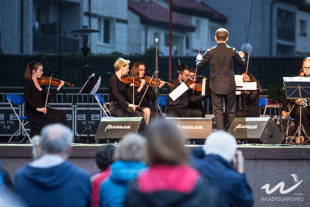 Amber Tango – najpiękniejsza muzyka filmowa – koncert we Władysławowie