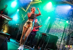 Natalia Nykiel zaśpiewała w ramach Letniej Sceny Muzycznej