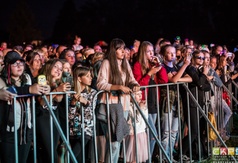 Natalia Nykiel zaśpiewała w ramach Letniej Sceny Muzycznej
