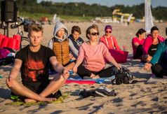 Joga o wschodzie słońca we Władysławowie