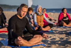 Joga o wschodzie słońca we Władysławowie