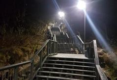 Wejście na plażę nr 14 w Chłapowie oświetliło UFO