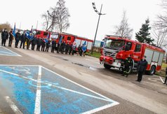 Straż pożarna we Władysławowie otrzymała nowy pojazd